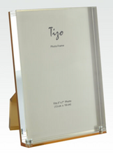 Load image into Gallery viewer, 4x6 Acrylic Frame, Gold