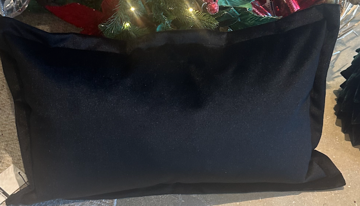 Belvedere 15x25 Black Lumbar