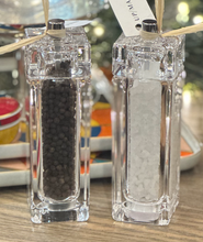 Load image into Gallery viewer, Macinasale Pepe Pepper Mill- LG
