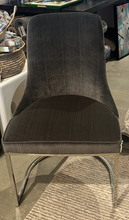Load image into Gallery viewer, Kamden Dining Chair

