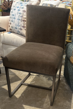 Load image into Gallery viewer, Arvin Dining Chair
