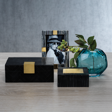 Load image into Gallery viewer, high end home furnishings black resin Chevron box

