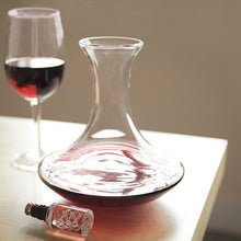 Load image into Gallery viewer, Madison Wine Decanter
