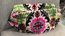 Load image into Gallery viewer, Silk Velvet Makeup Bag - #10
