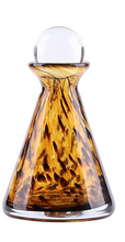 Load image into Gallery viewer, Veneta Brown Bottle 8&quot;
