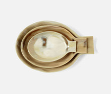 Load image into Gallery viewer, Natural Horn Spoon Rest S/3
