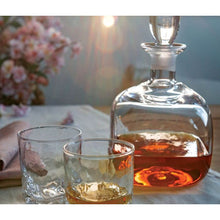 Load image into Gallery viewer, Woodbury Decanter
